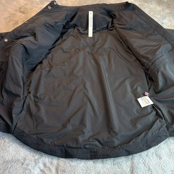 Lululemon Lightweight Insulated Shirt Jacket - Picture 8 of 16